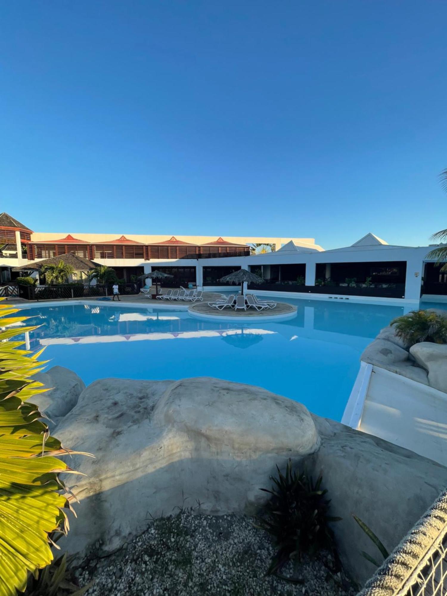 Studio 25 M Manganao Joela 4 Personnes Avec Machine A Laver (Adults Only) Saint-Francois  Exterior foto