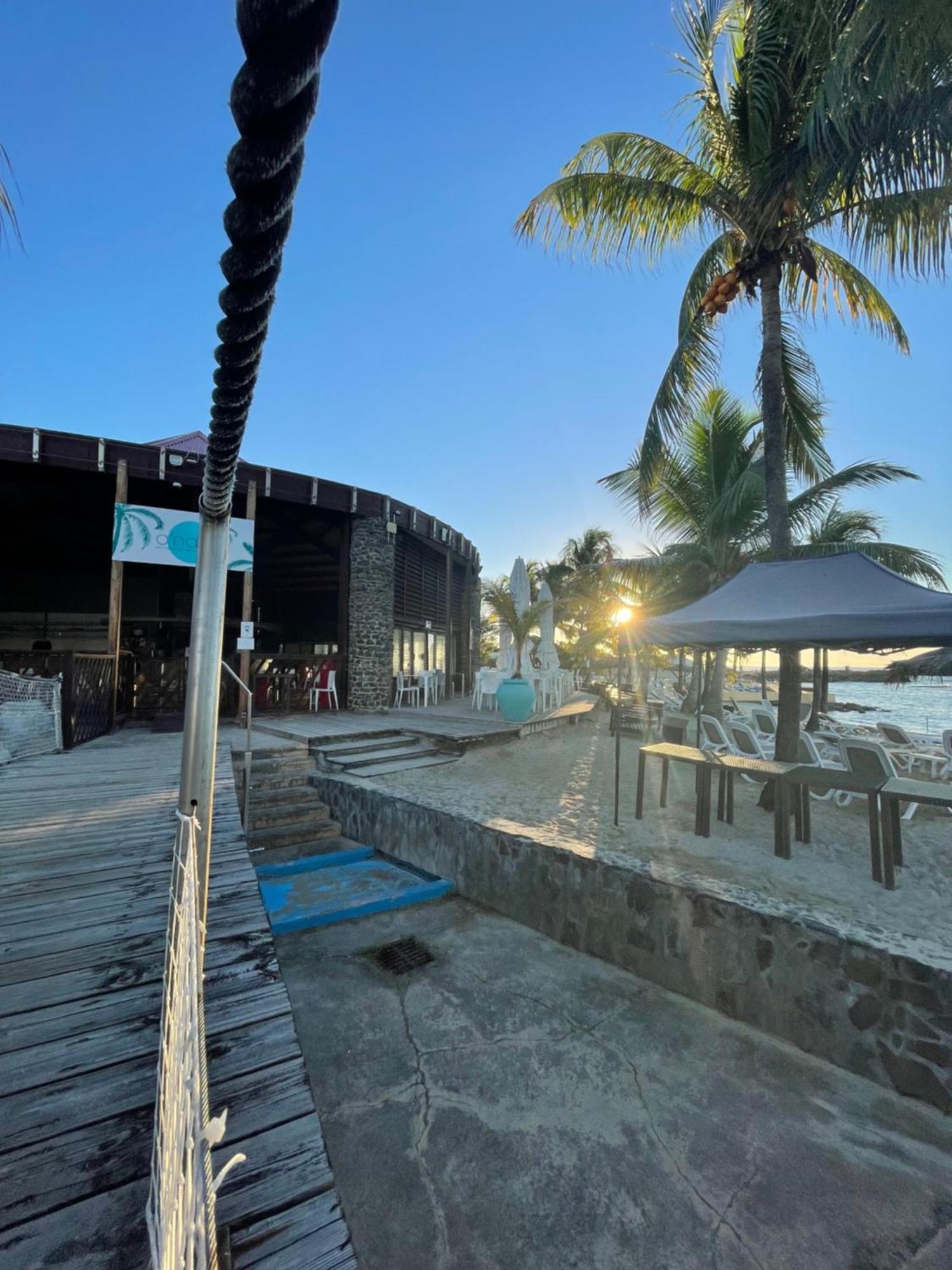Studio 25 M Manganao Joela 4 Personnes Avec Machine A Laver (Adults Only) Saint-Francois  Exterior foto